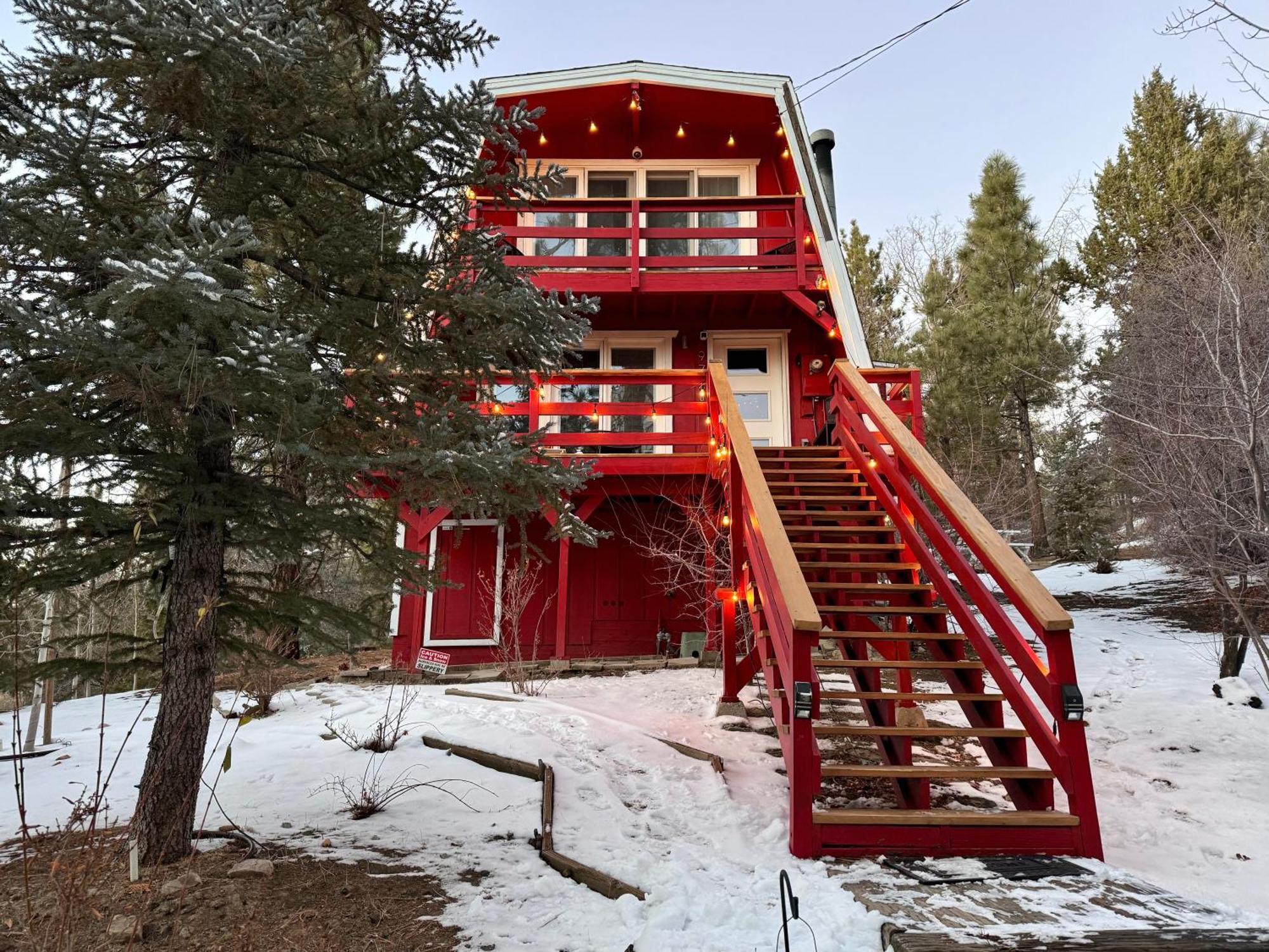 Maison Solange-Red Barn Farmhouse Style- Moonridge Big Bear City Exterior foto
